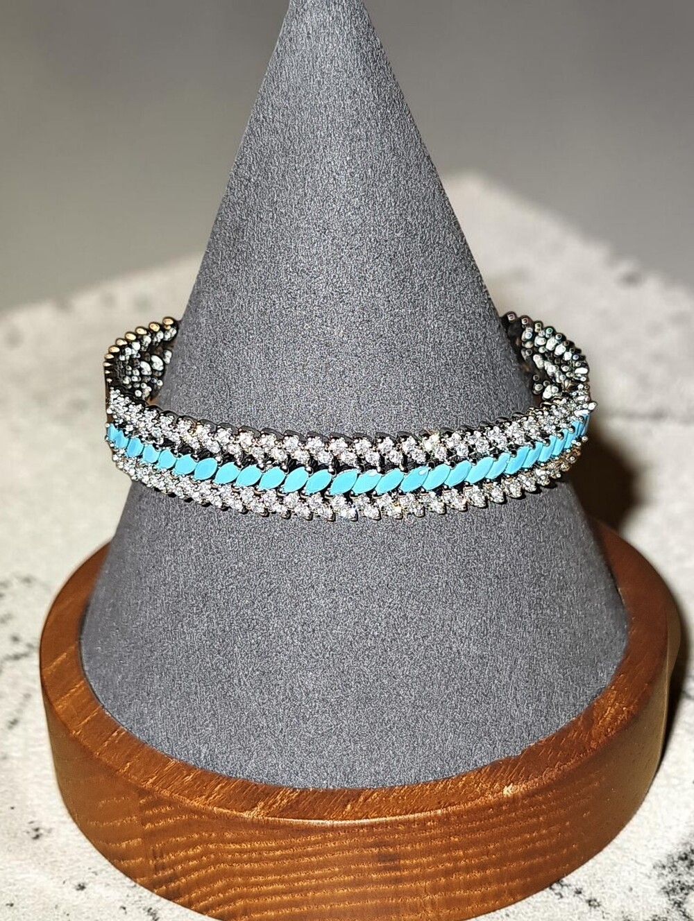 Sassifued Boutique Nwt Turquoise and Silver Pave Tennis Bracelet - Women Jewelry